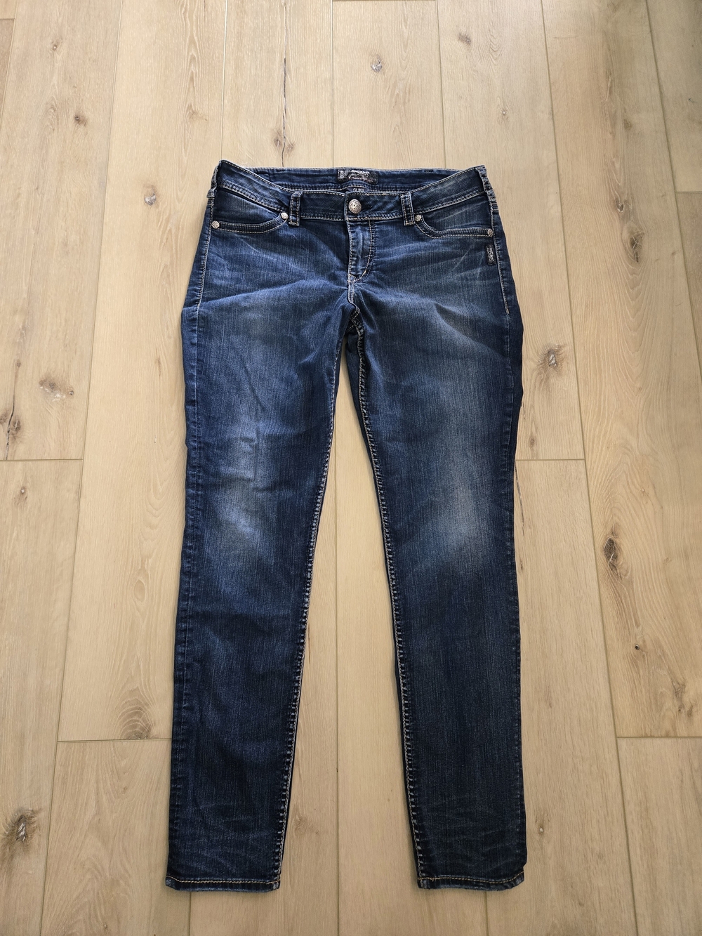 Silver Jeans Co. Women's Suki Mid Rise Super Skinny Dark Wash Blue Jeans Size 14